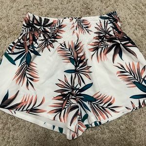 Tropical Leaves Flowy Shorts